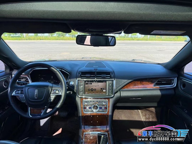 18年林肯大陆轿车抵押车出售