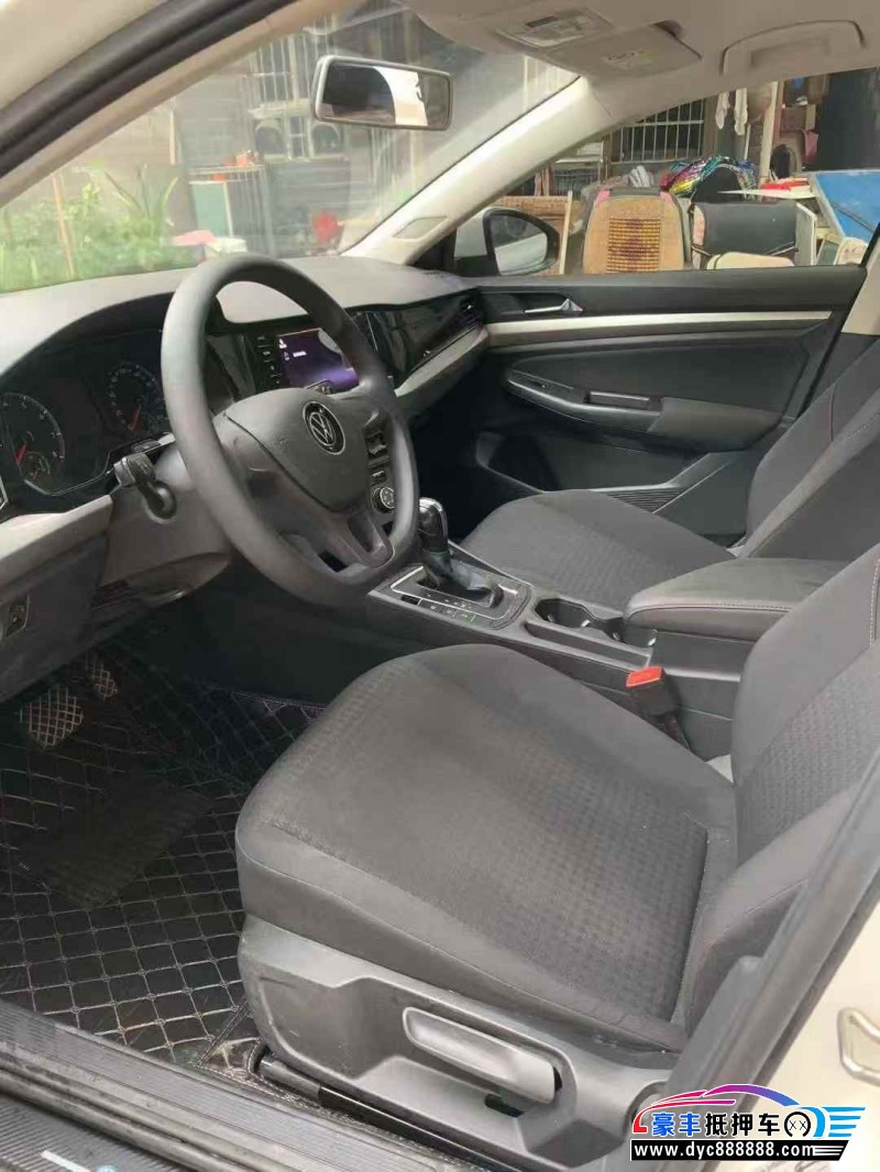 21年大众宝来轿车抵押车出售