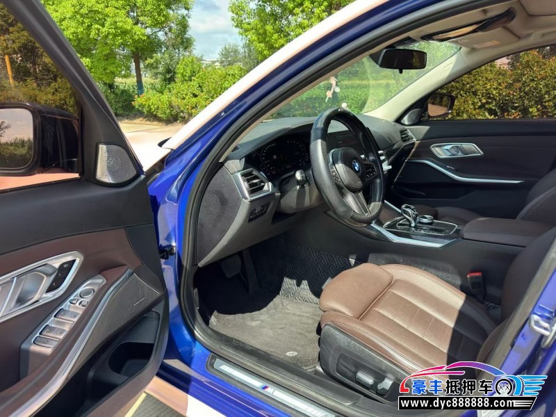 20年宝马3系轿车抵押车出售