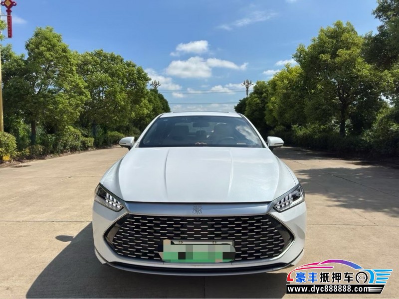 23年比亚迪秦轿车抵押车出售