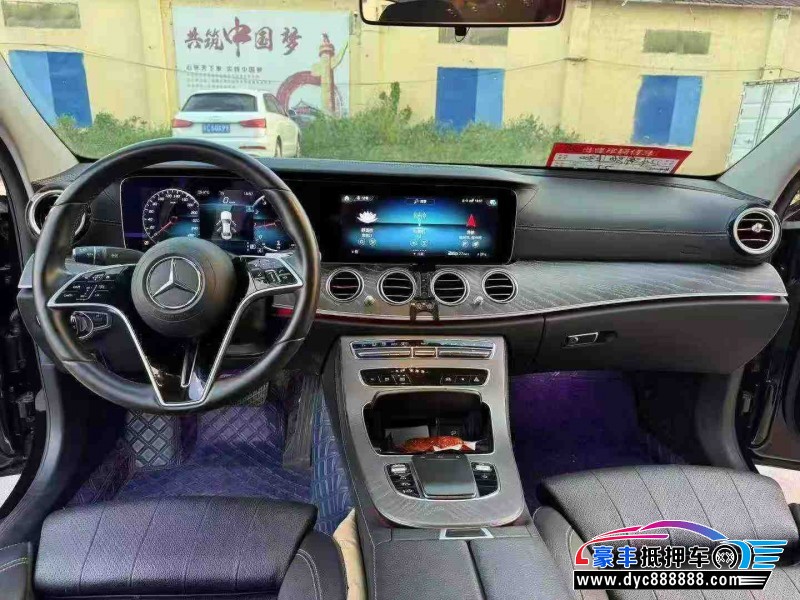 22年奔驰E轿车抵押车出售