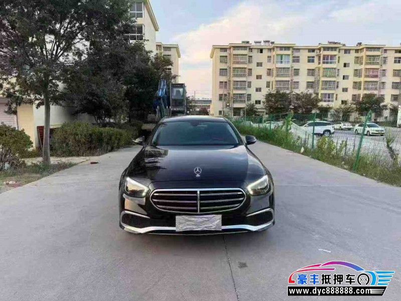 22年奔驰E轿车抵押车出售