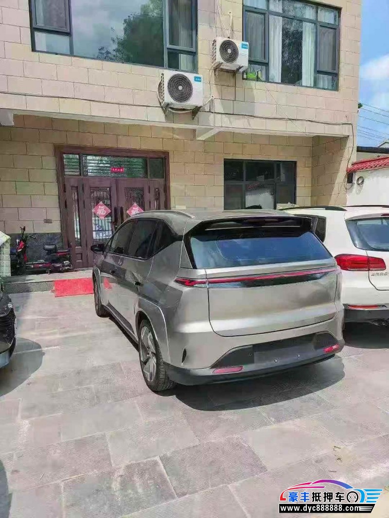 23年合创z03轿车抵押车出售