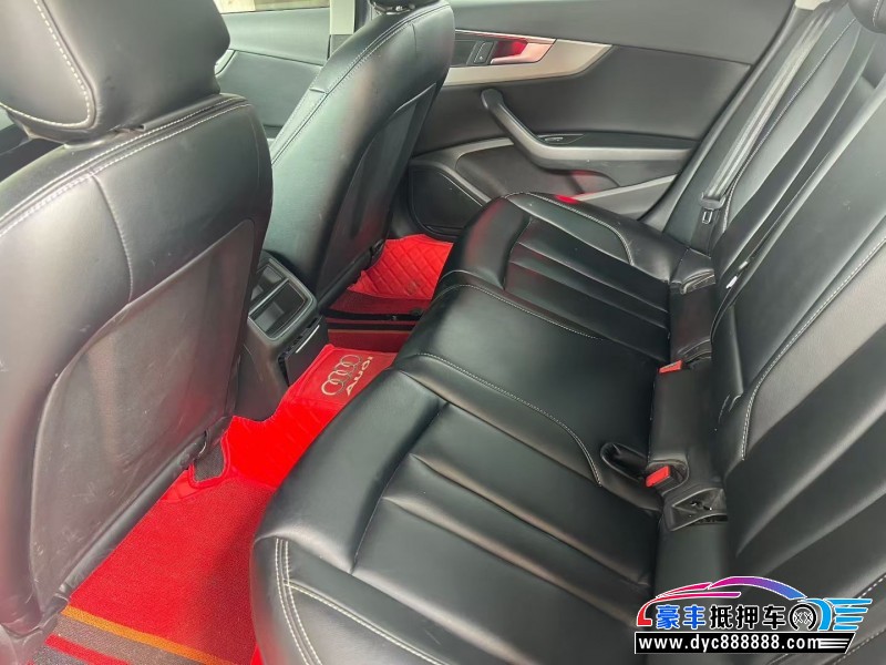 19年奥迪A4L轿车抵押车出售