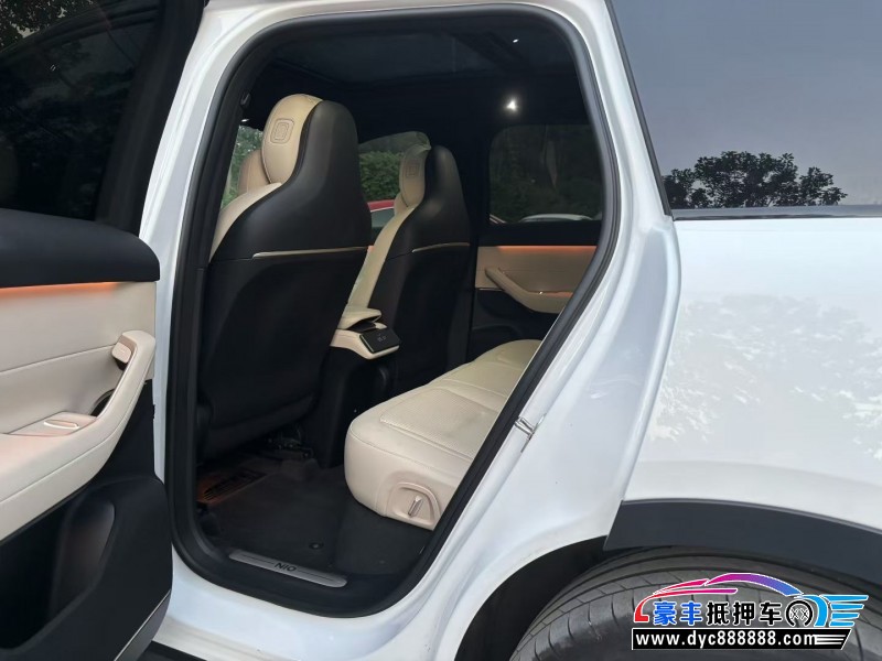 24年蔚来ES6轿车抵押车出售