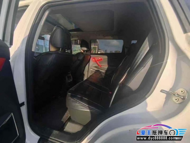 20年吉利博越轿车抵押车出售