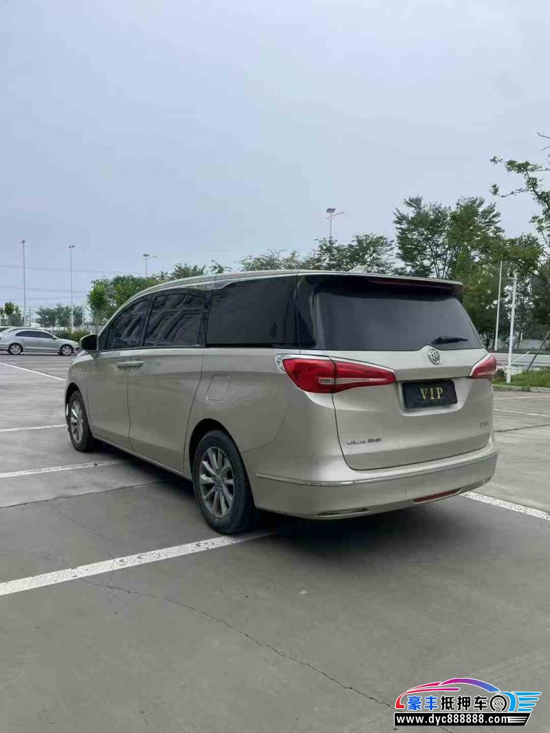 19年别克GL8轿车抵押车出售