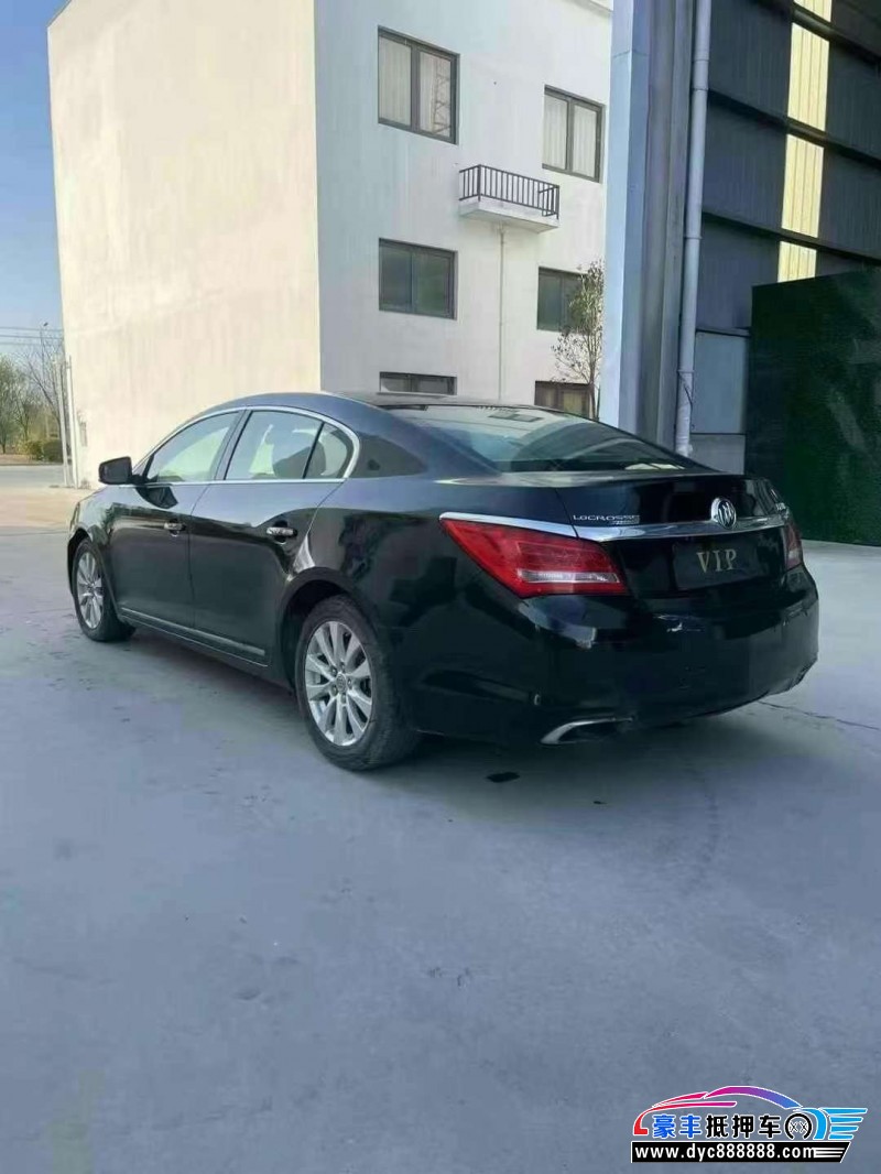 14年别克君越轿车抵押车出售