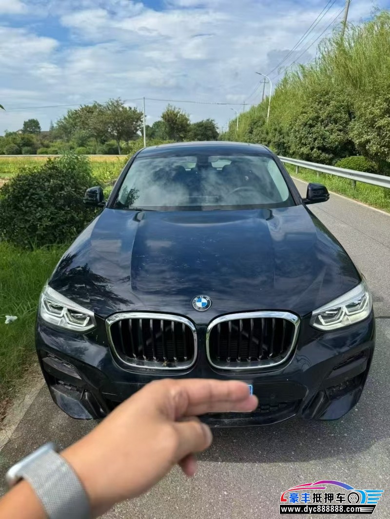 21年宝马X4轿车抵押车出售