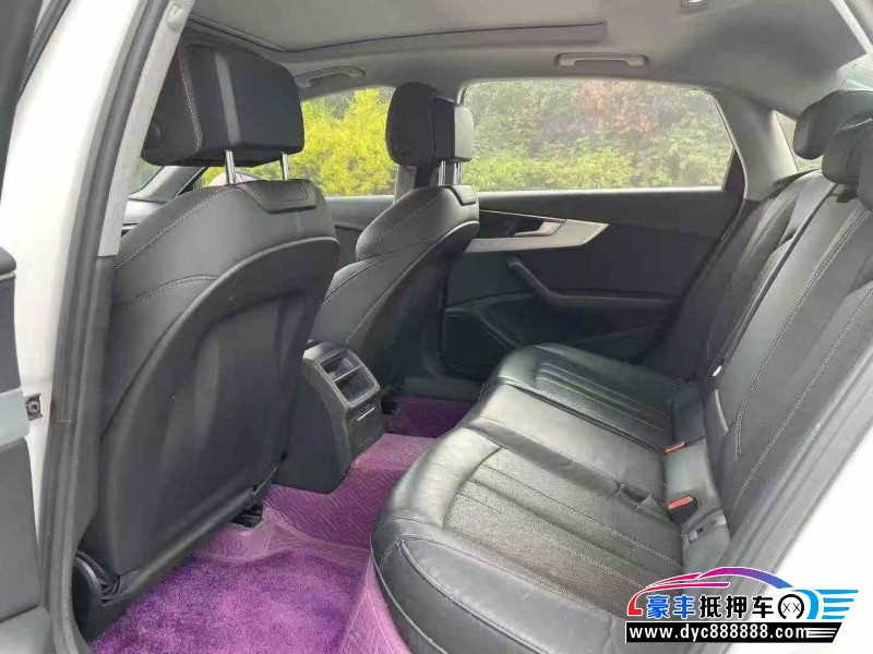 21年奥迪A4轿车抵押车出售