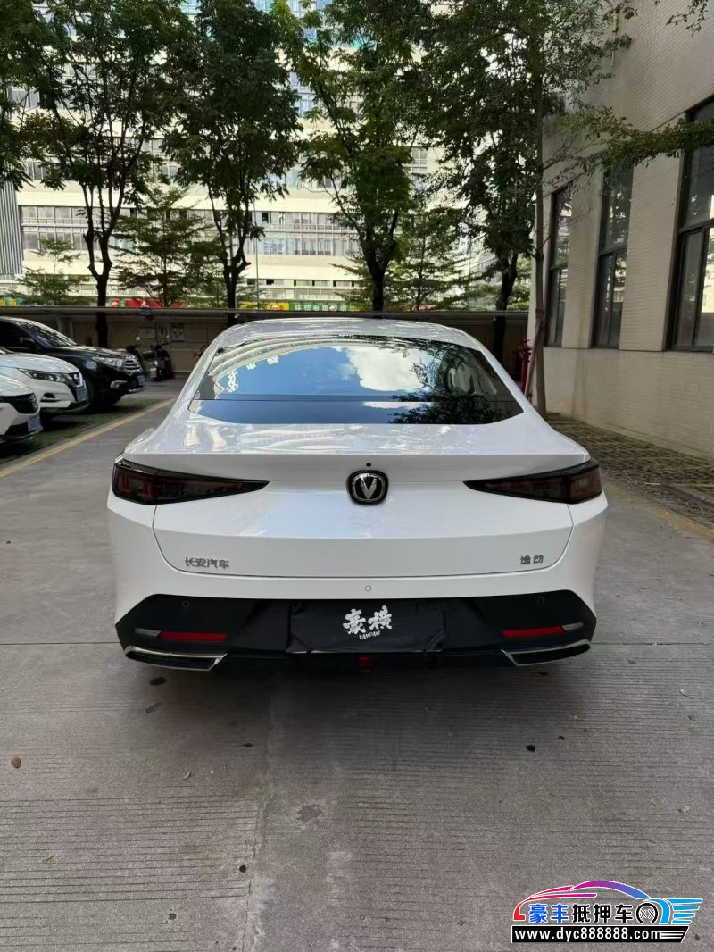 24年长安逸动轿车抵押车出售