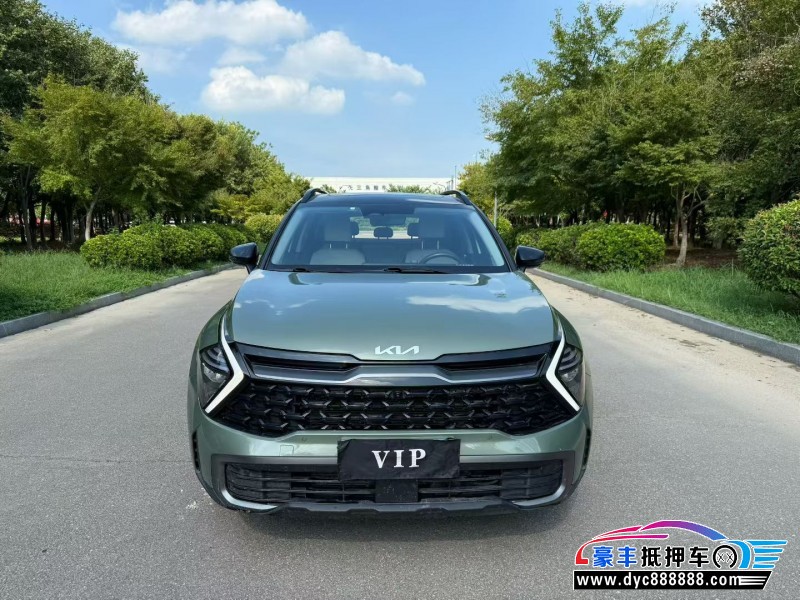 22年起亚狮铂拓界轿车抵押车出售