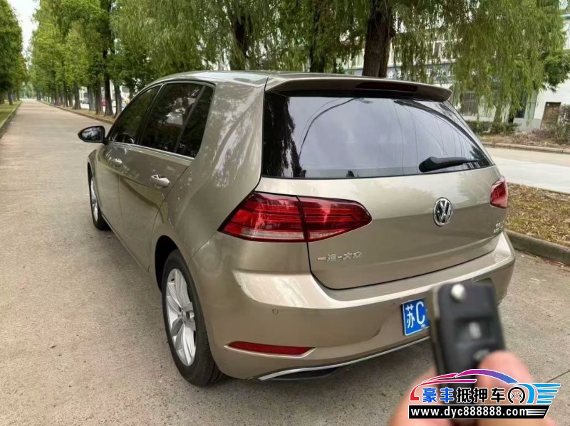 18年大众高尔夫轿车抵押车出售
