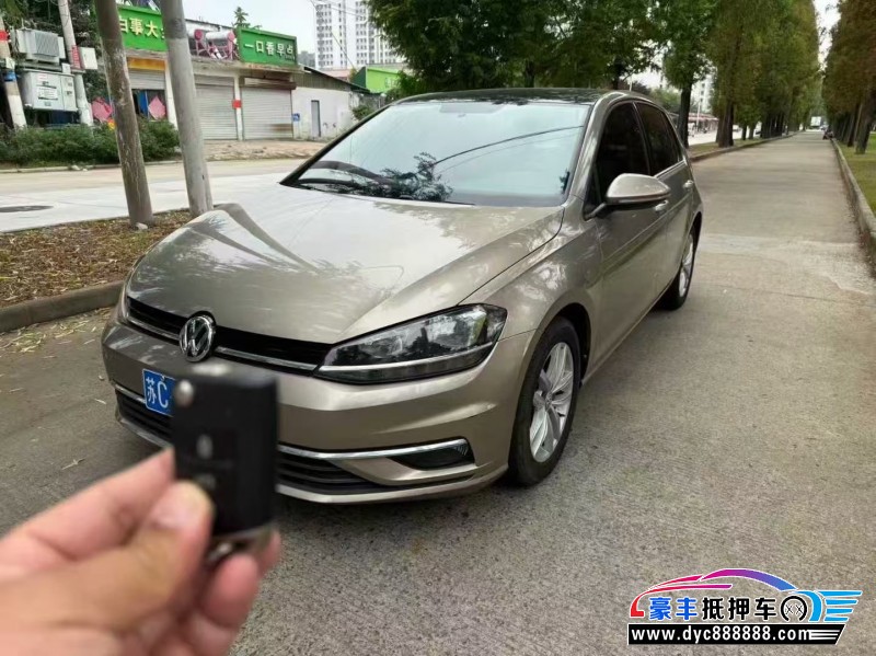 18年大众高尔夫轿车抵押车出售