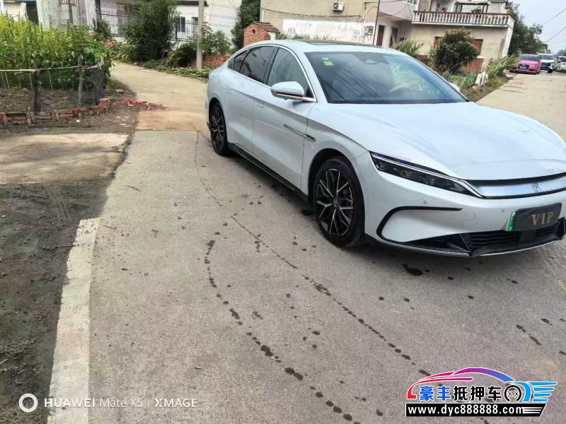 25年比亚迪汉轿车抵押车出售