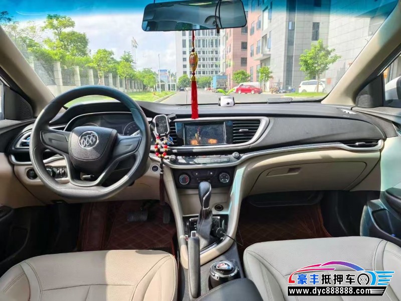 20年别克英朗轿车抵押车出售