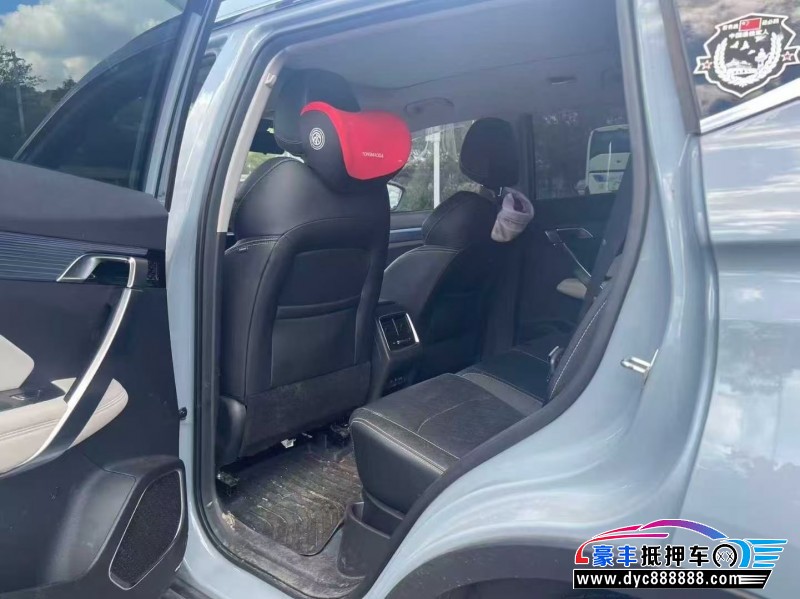 21年吉利博越轿车抵押车出售