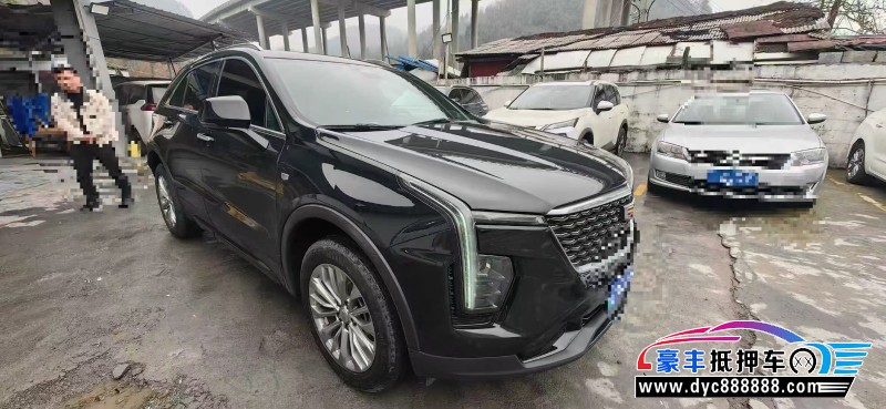 24年凯迪拉克XT4轿车抵押车出售