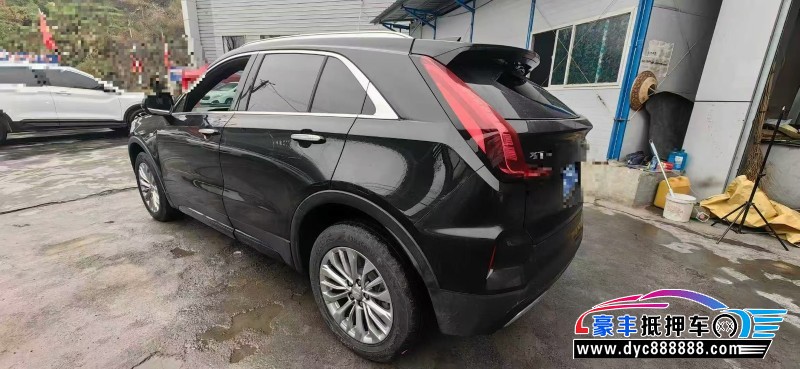 24年凯迪拉克XT4轿车抵押车出售