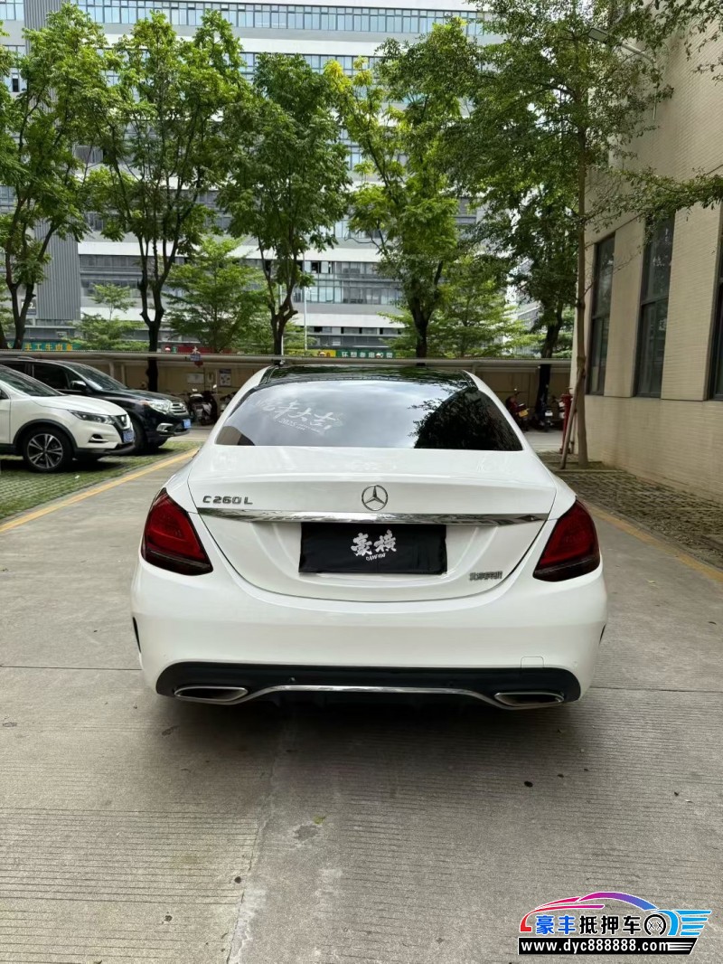 19年奔驰C轿车抵押车出售