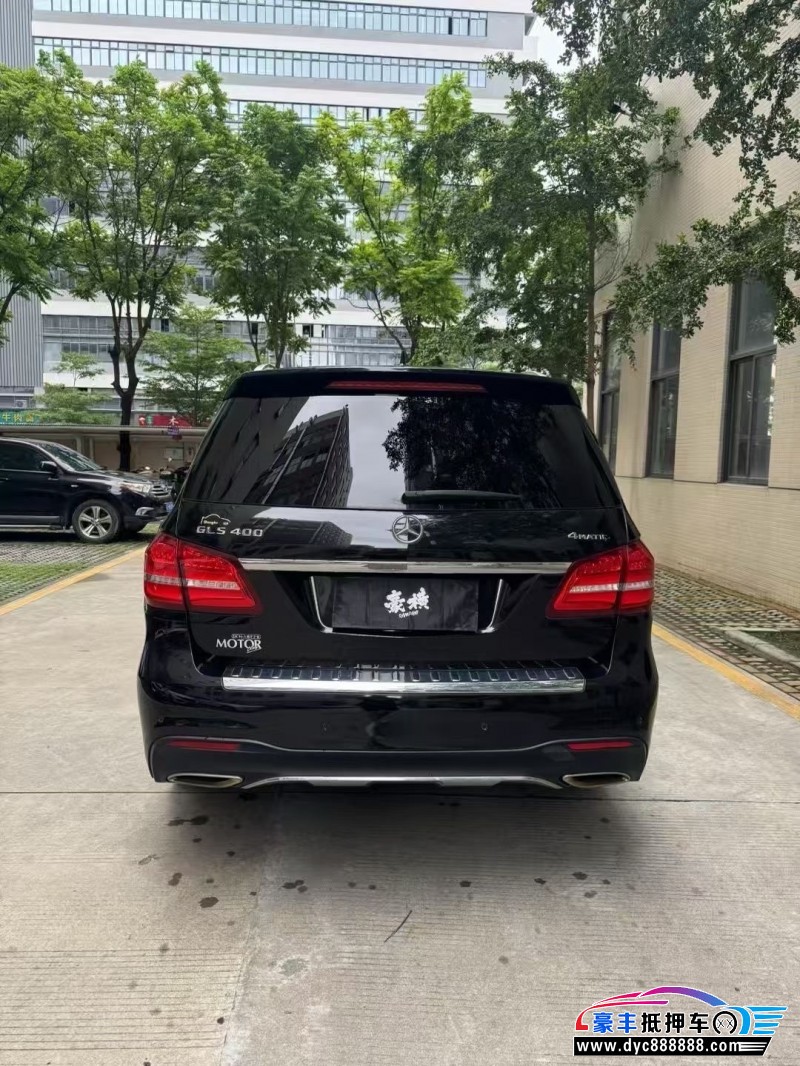 18年奔驰GLS轿车抵押车出售