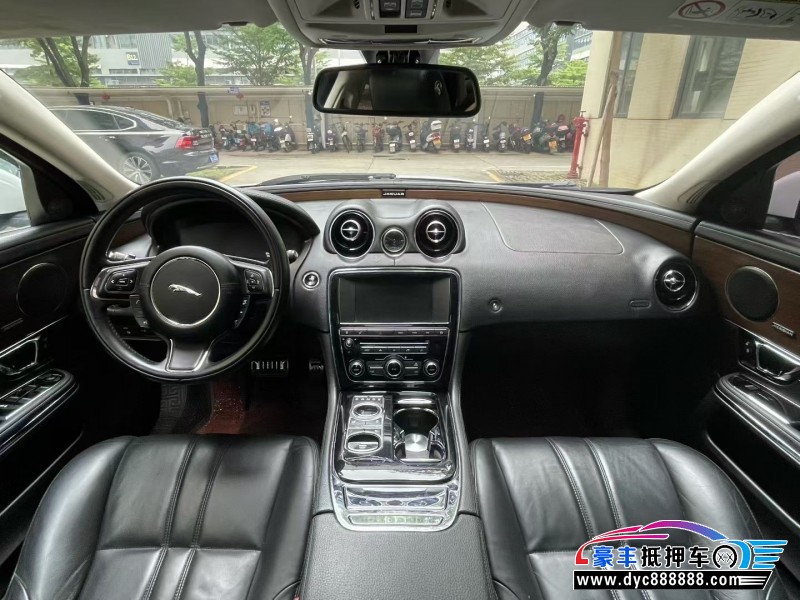 15年捷豹XJL轿车抵押车出售