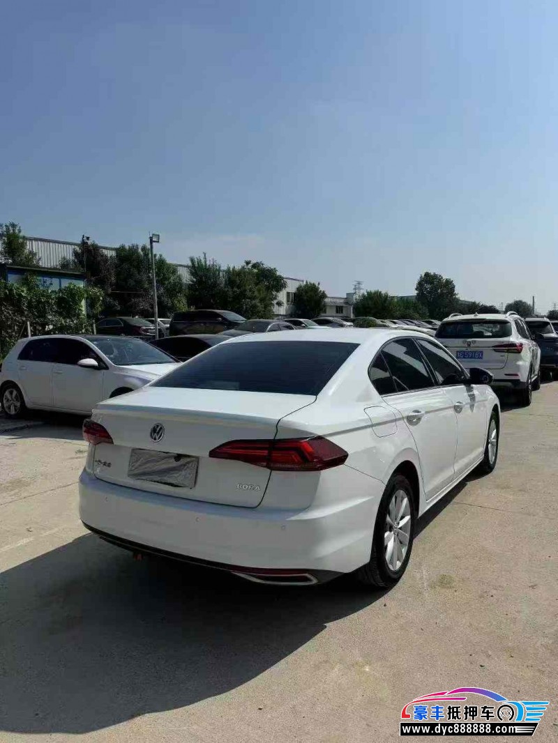 25年大众探影轿车抵押车出售