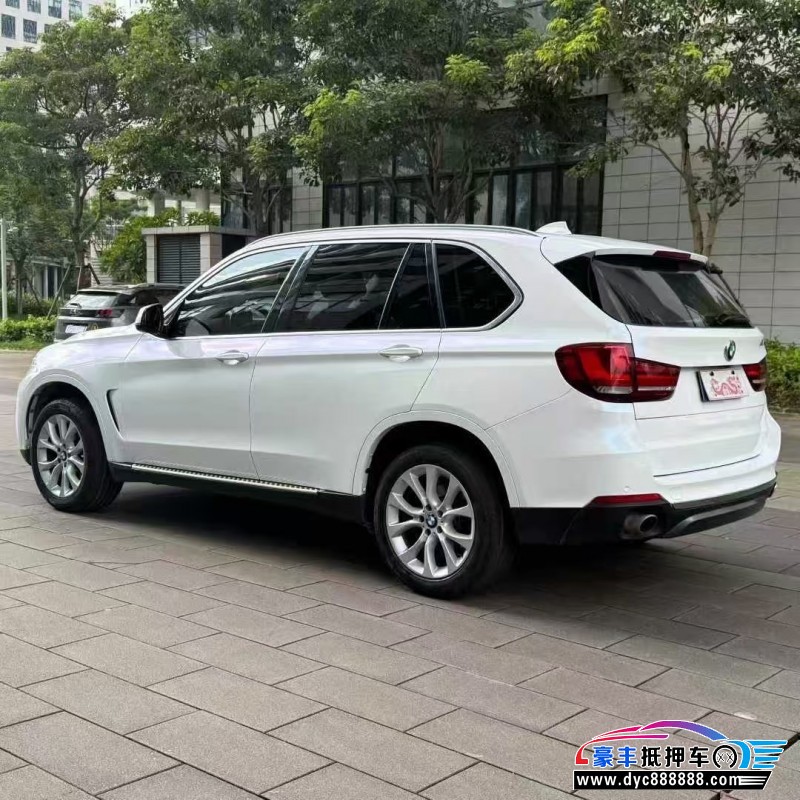 18年宝马X5轿车抵押车出售