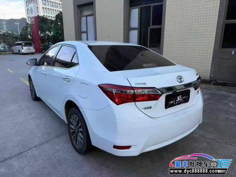 17年丰田卡罗拉轿车抵押车出售