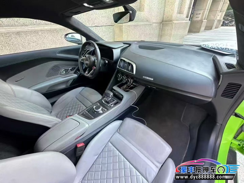 21年奥迪R8轿车抵押车出售