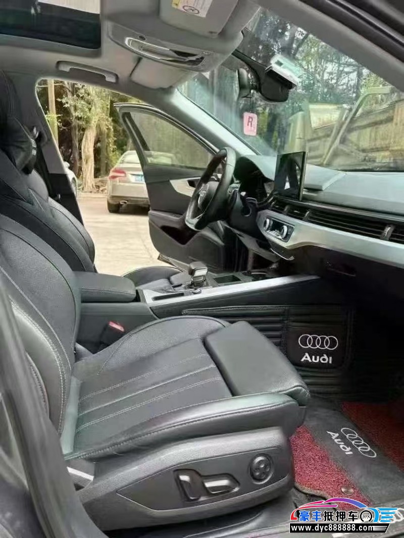 22年奥迪A4L轿车抵押车出售