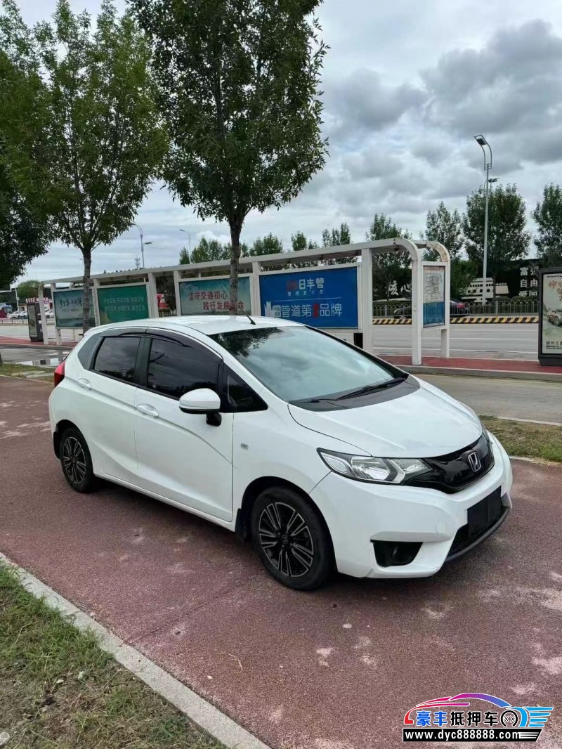 15年本田飞度轿车抵押车出售