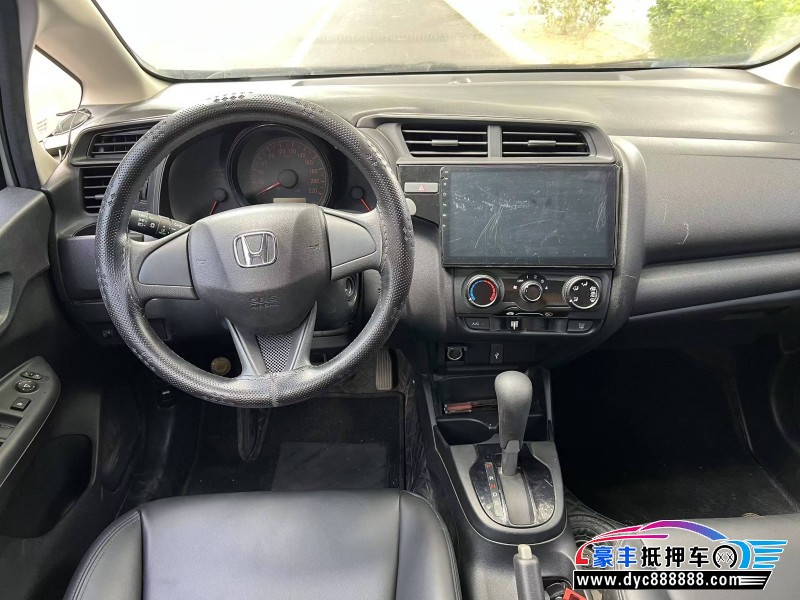 19年本田飞度轿车抵押车出售