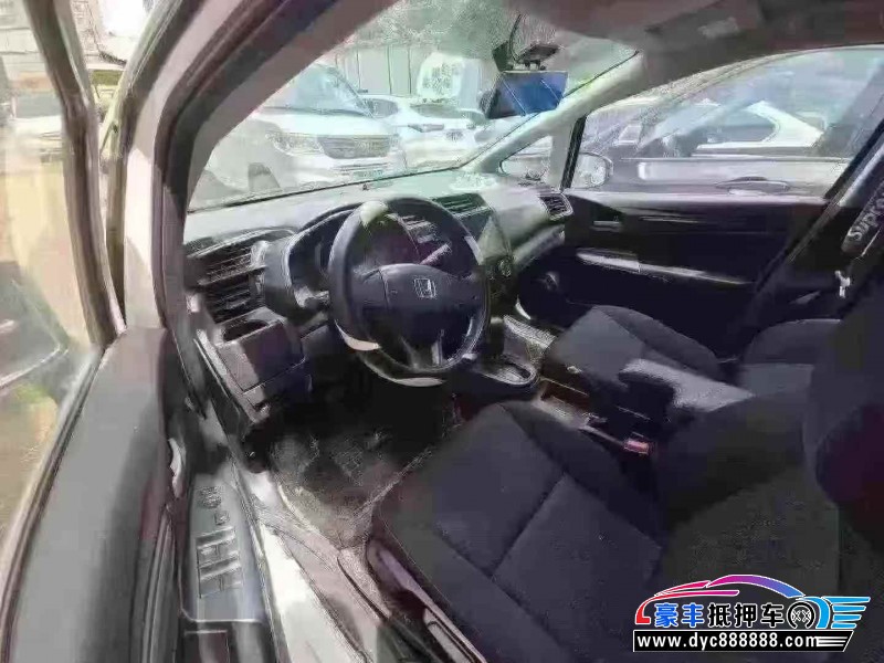 18年本田飞度轿车抵押车出售