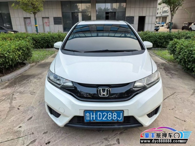 17年本田飞度轿车抵押车出售