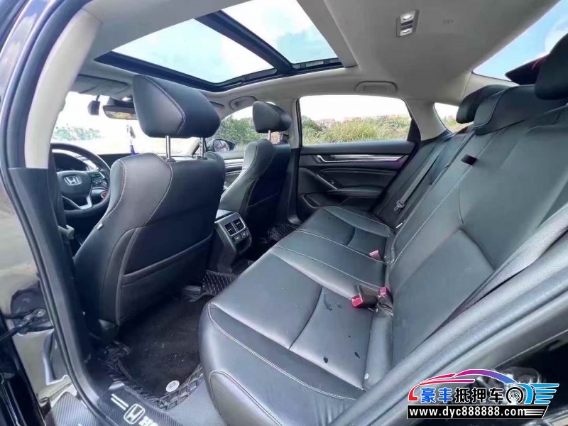 22年本田雅阁轿车抵押车出售