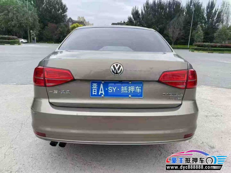 17年大众速腾轿车抵押车出售