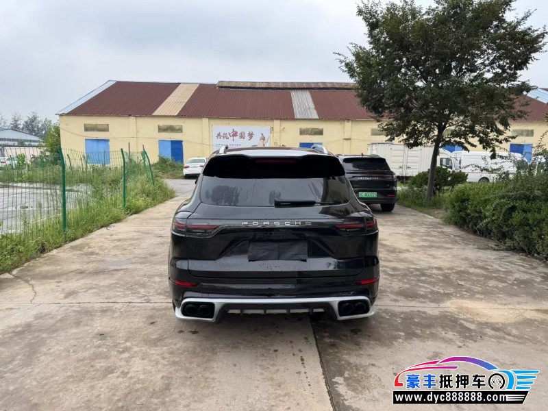 14年保时捷卡宴轿车抵押车出售