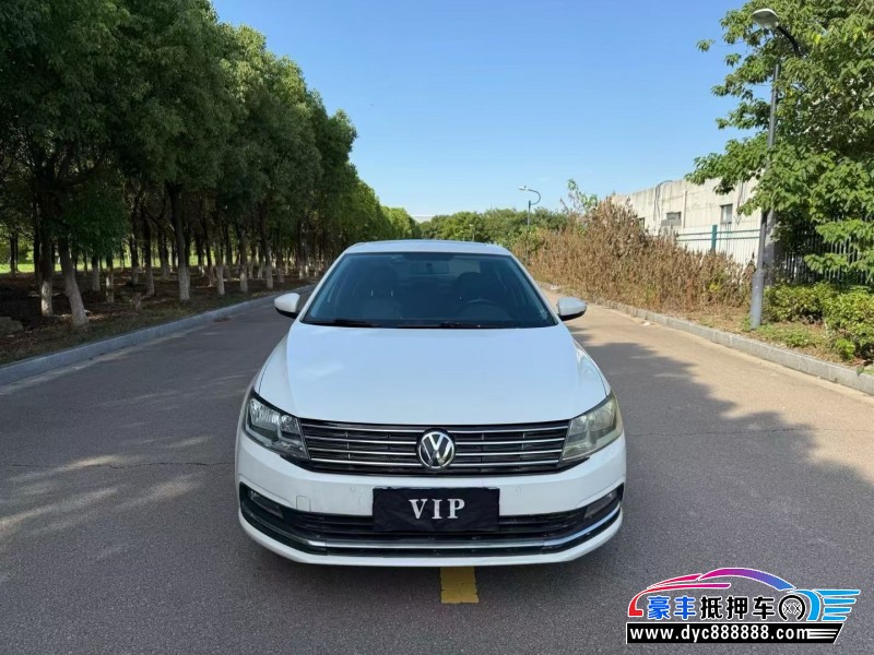 16年大众朗逸轿车抵押车出售