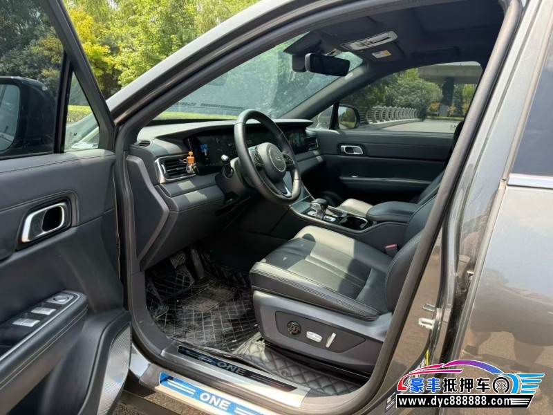 21年理想ONE轿车抵押车出售