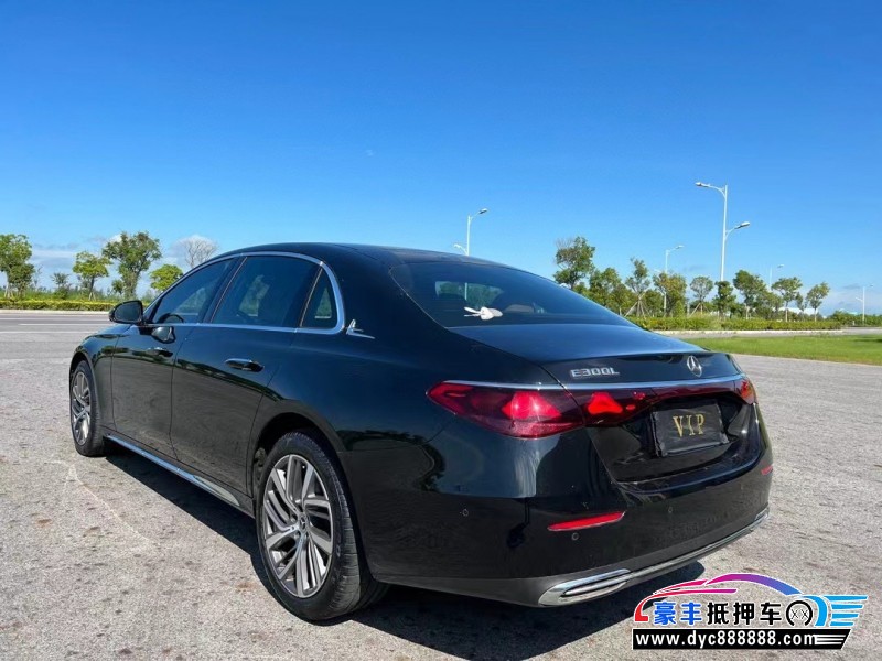 24年奔驰E轿车抵押车出售