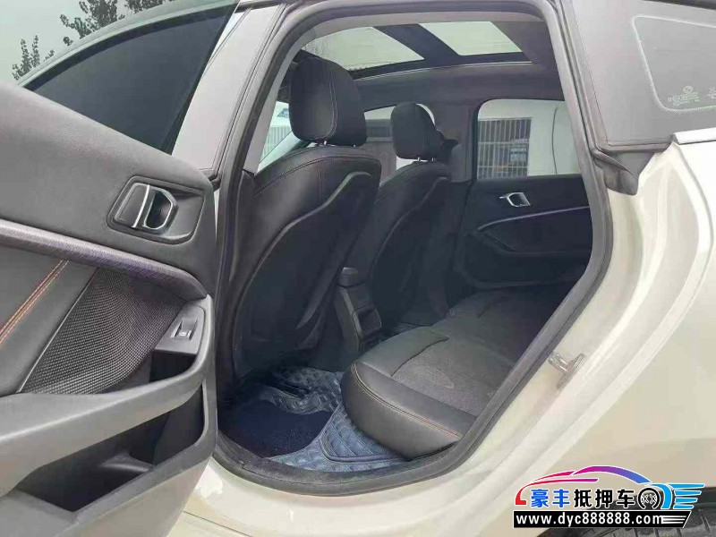 23年宝马2系轿车抵押车出售