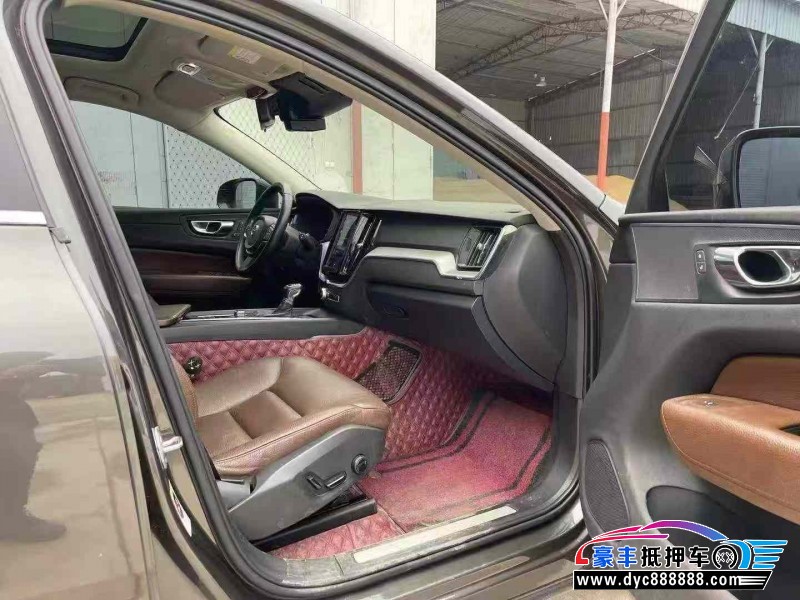 19年沃尔沃XC60轿车抵押车出售