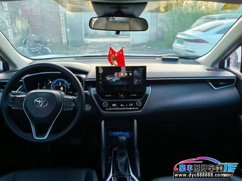 24年丰田锋兰达轿车抵押车出售