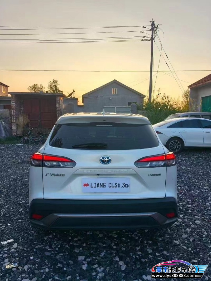 24年丰田锋兰达轿车抵押车出售