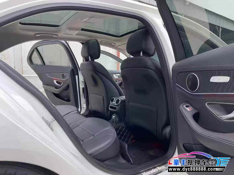 20年奔驰C轿车抵押车出售