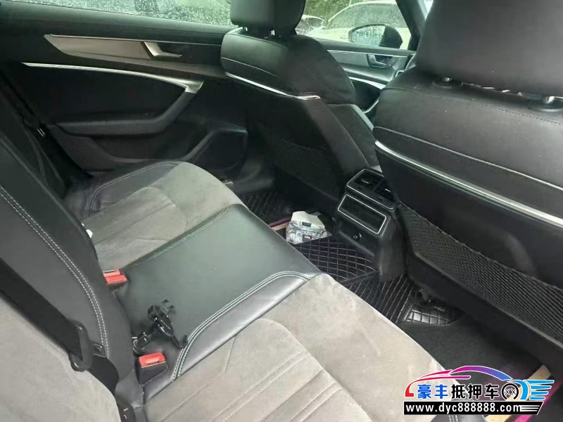 19年奥迪A6L轿车抵押车出售