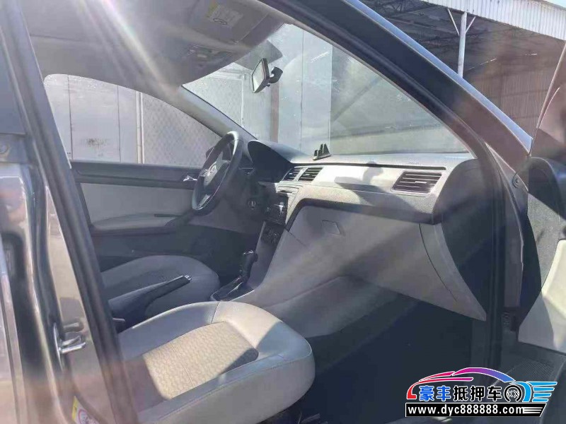 16年斯柯达昕锐轿车抵押车出售