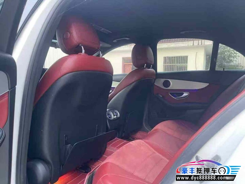17年奔驰C轿车抵押车出售