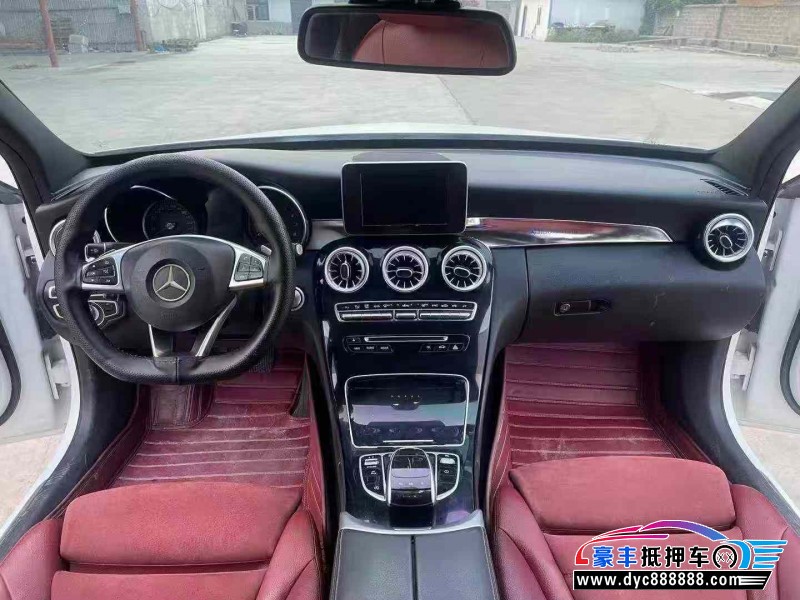 17年奔驰C轿车抵押车出售